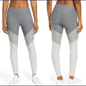 Outdoor Voices Tri-Color 7/8 Springs Leggings in Graphite /Ash /Dove Colorblock